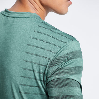 Short-sleeved Breathable T-shirt