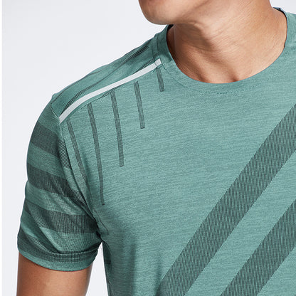 Short-sleeved Breathable T-shirt